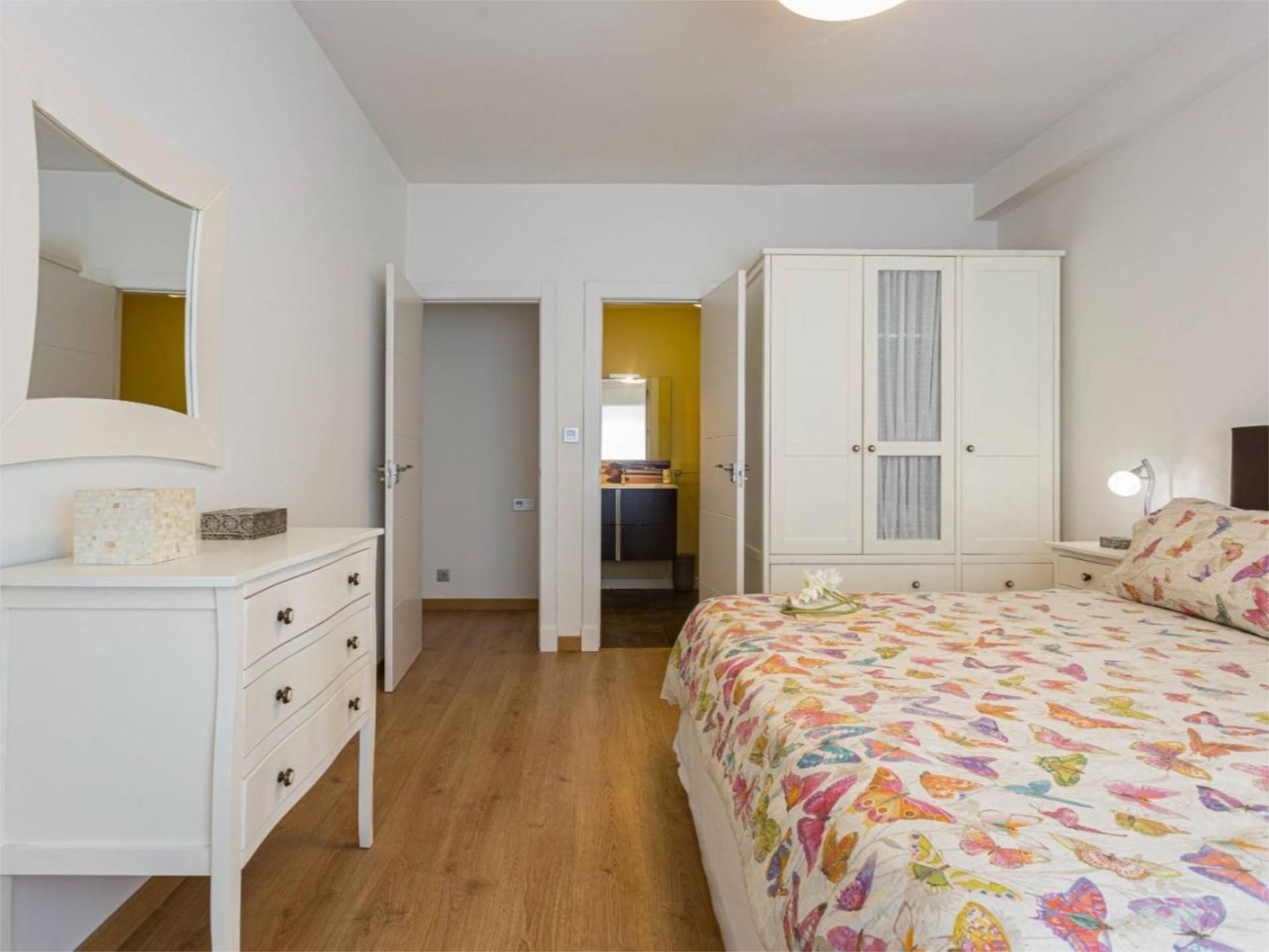 Bedroom of Flat to rent in  Murcia Capital  with Air Conditioner, Heating and Parquet flooring