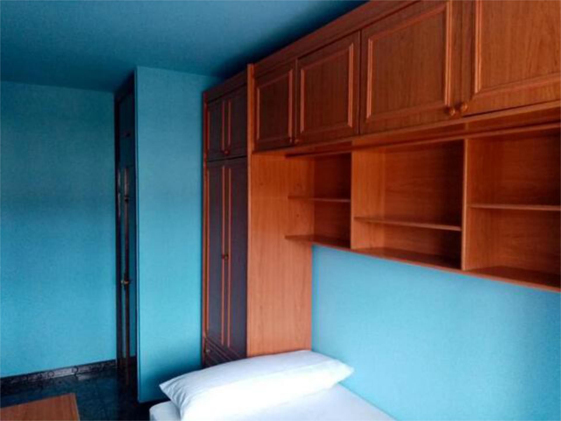 Dormitori de Casa o xalet en venda en San Adrián