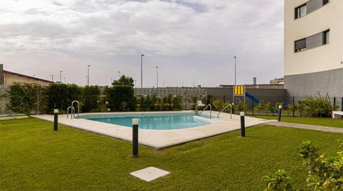 Foto 4 de Piso en venta en Avenida Rey Juan Carlos I, Local, El Rocío - La Milagrosa, Cádiz