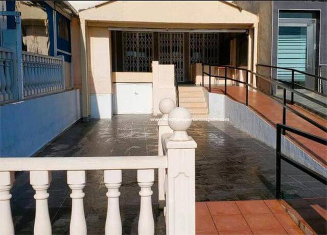 Local comercial en Alquiler en San Fulgencio