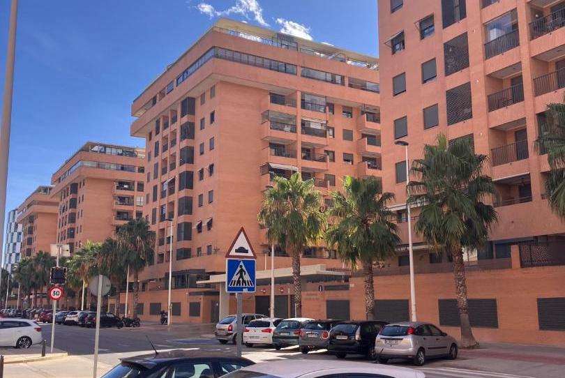 Garage to rent in Paseo Serra D'espadá, 6, La Patacona, Valencia - image 1 Photo 1 of Garage to rent in Paseo Serra D'espadá, 6, La Patacona, Valencia