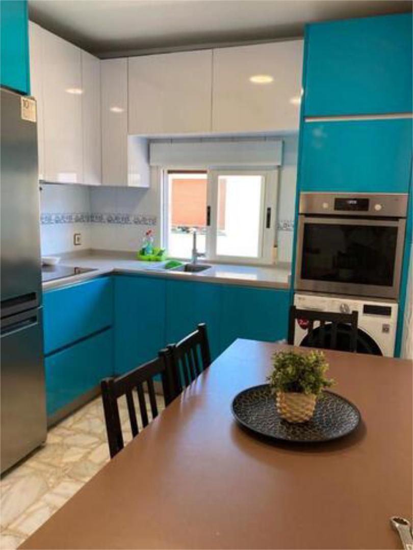 Cuina de Pis en venda en Valle de Mena amb Terrassa