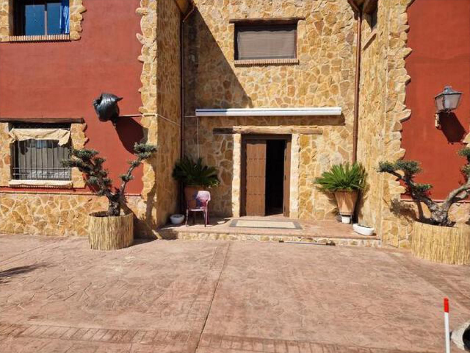 Single-family semi-detached to rent in Alcolea Single-family semi-detached to rent in Alcolea