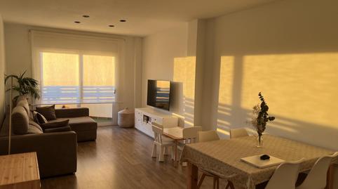 Foto 2 de Pis en venda a Carrer D'ardales, 59, Els Pavos, Girona