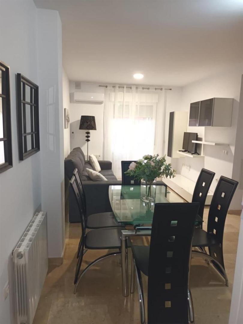 Flat to rent in Calle Málaga, 29, San Antón Living room of Flat to rent in Armilla with Air Conditioner, Terrace and Balcony