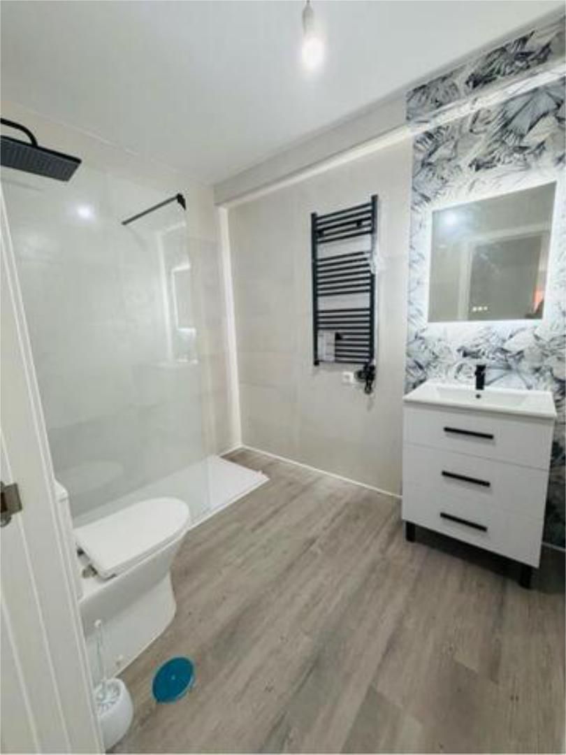 Bany de Pis en venda en Seseña