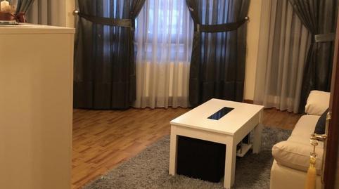 Foto 3 de Piso de alquiler en Calle Calle Ricardo Montes, 4, Ciudad Naranco - Prados de La Fuente, Asturias