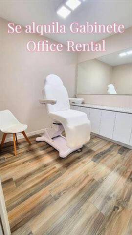 Local comercial en Alquiler en La Zenia