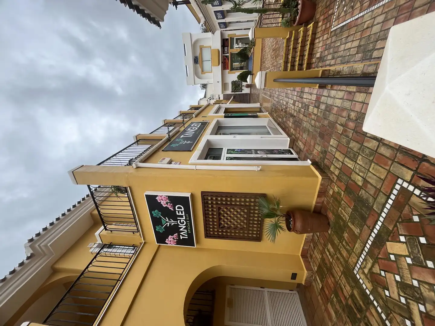 Vista exterior de Local de alquiler en Cartagena con Aire acondicionado