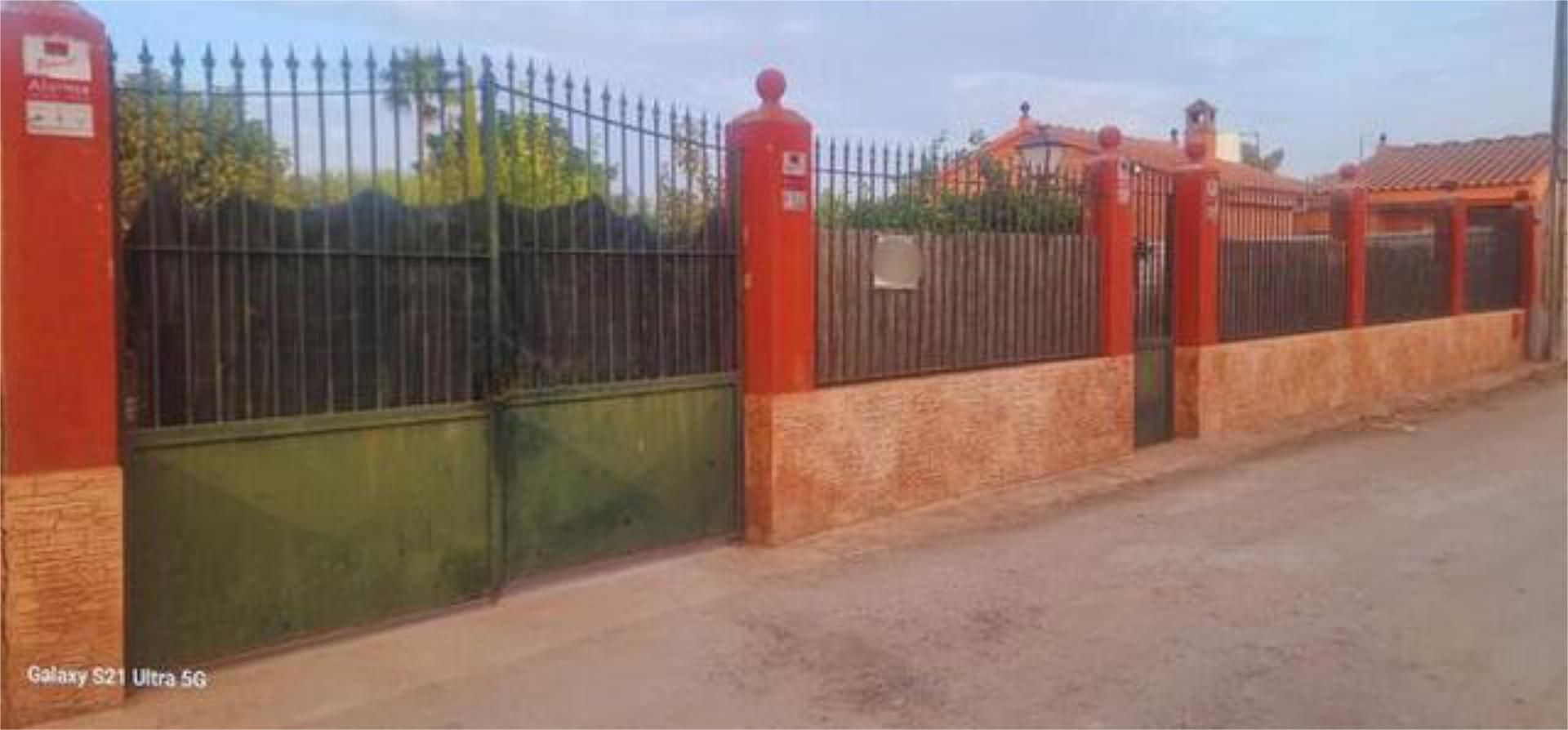 Vista exterior de Casa adosada en venta en Villaverde del Río con Calefacción, Jardín privado y Terraza