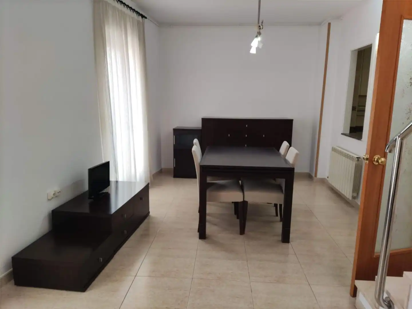 Comedor de Piso en venta en Manresa con Calefacción, Terraza y Amueblado