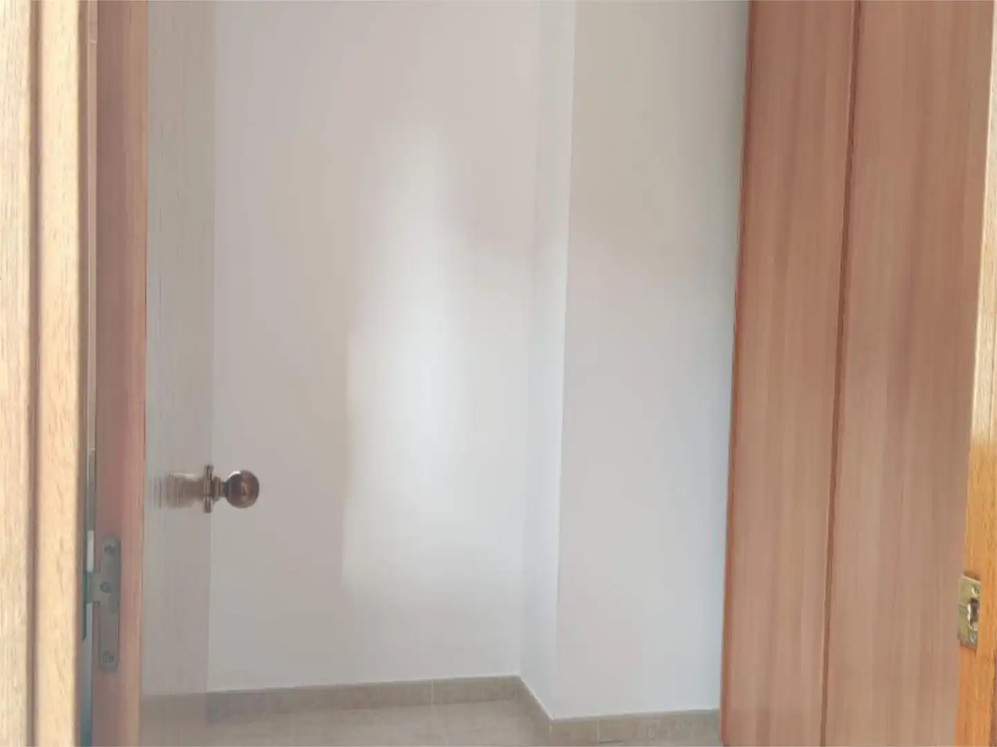 Baño de Piso en venta en Manresa con Calefacción, Terraza y Amueblado