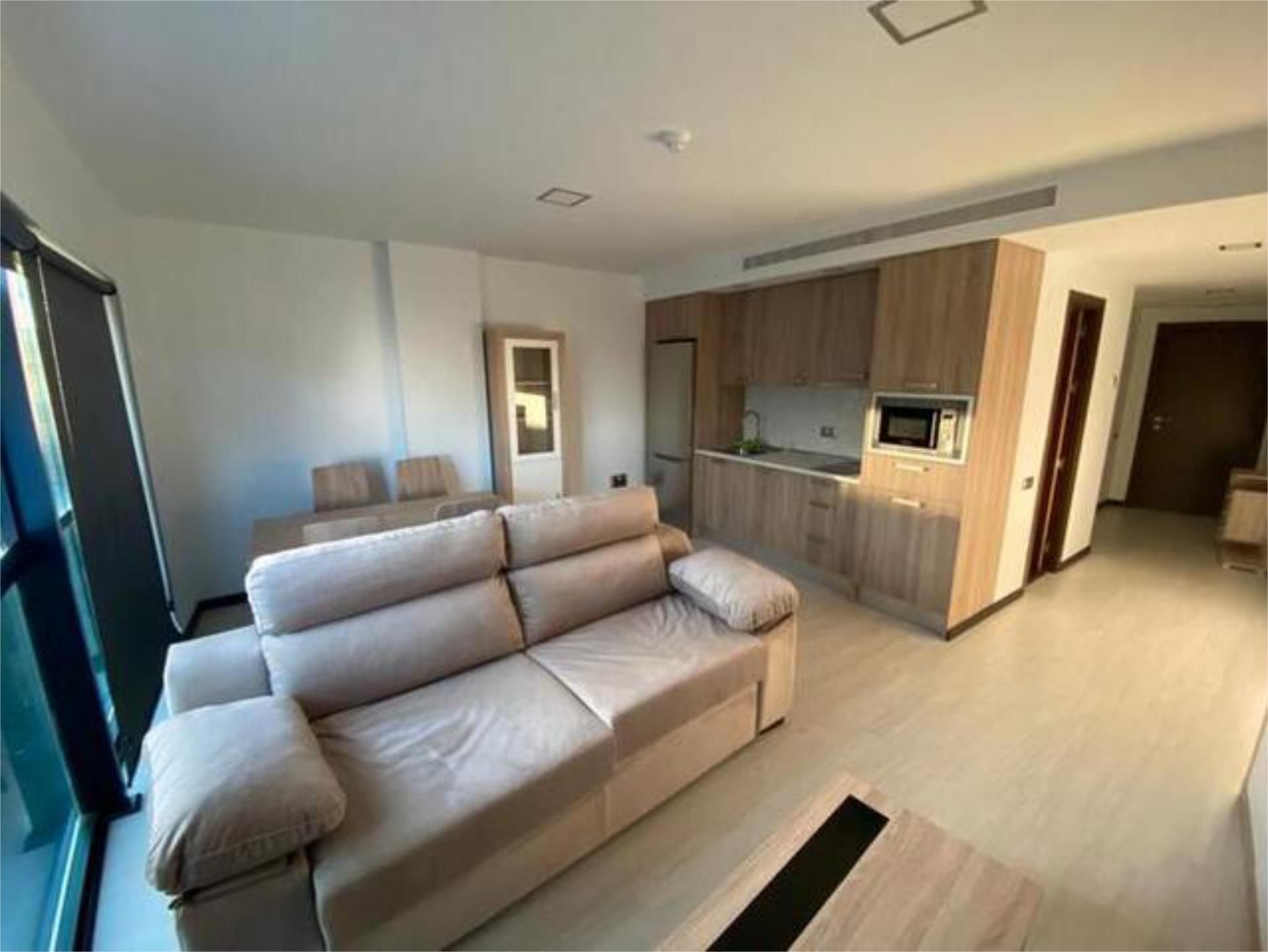Apartamento de alquiler en Alcolea Sala de estar de Apartamento de alquiler en Córdoba Capital con Calefacción, Jardín privado y Trastero