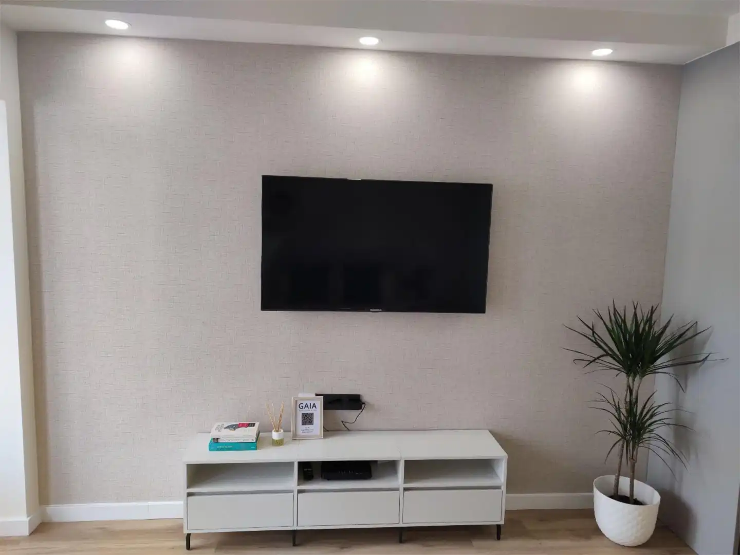 Piso en venta en Avenida Gamonal, 6, Parque de la Paloma Sala de estar de Piso en venta en Benalmádena con Aire acondicionado y Piscina