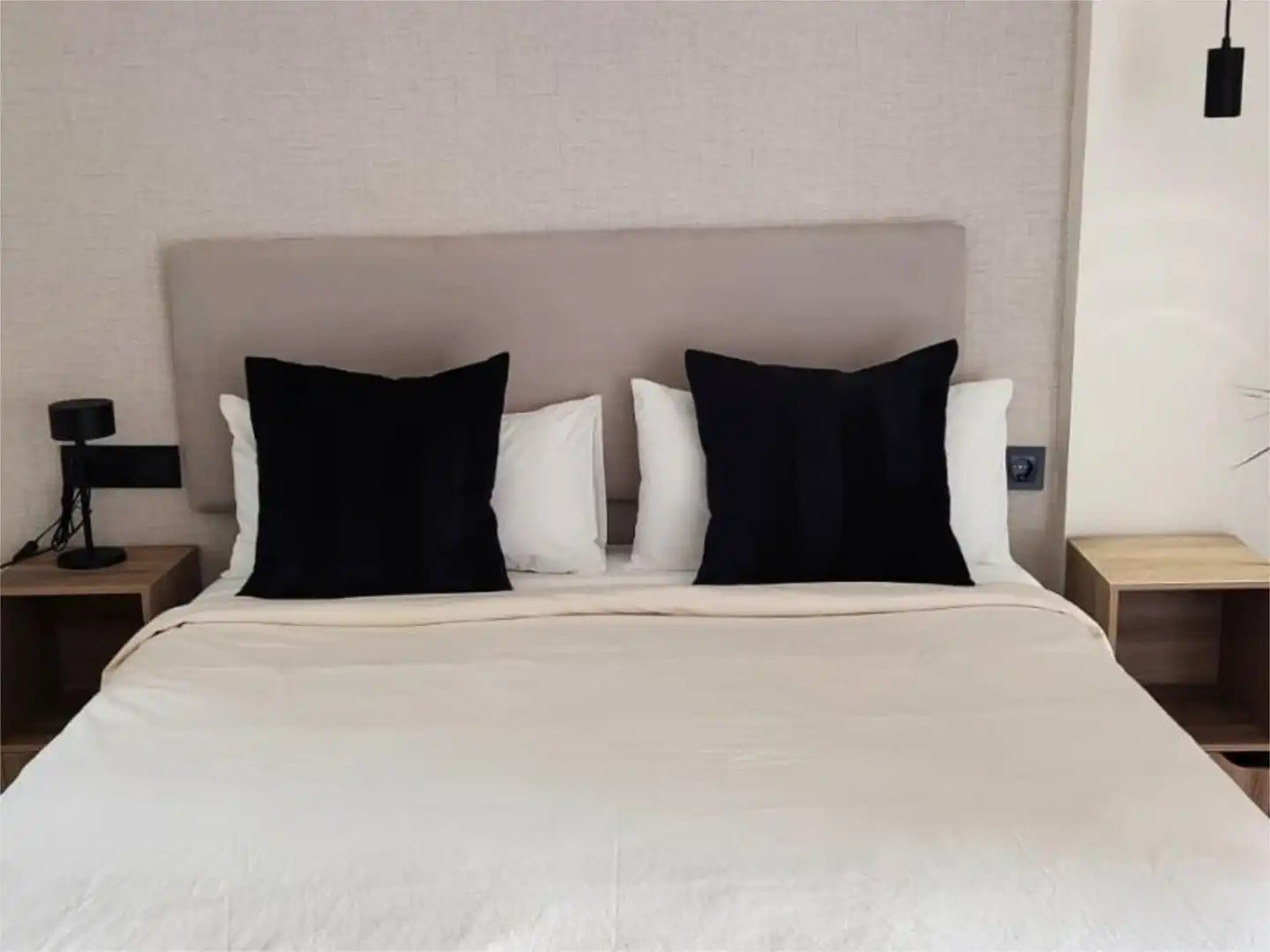 Piso en venta en Avenida Gamonal, 6, Parque de la Paloma Habitación de Piso en venta en Benalmádena con Aire acondicionado y Piscina