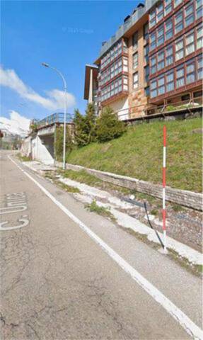 Garaje en Alquiler en Aisa