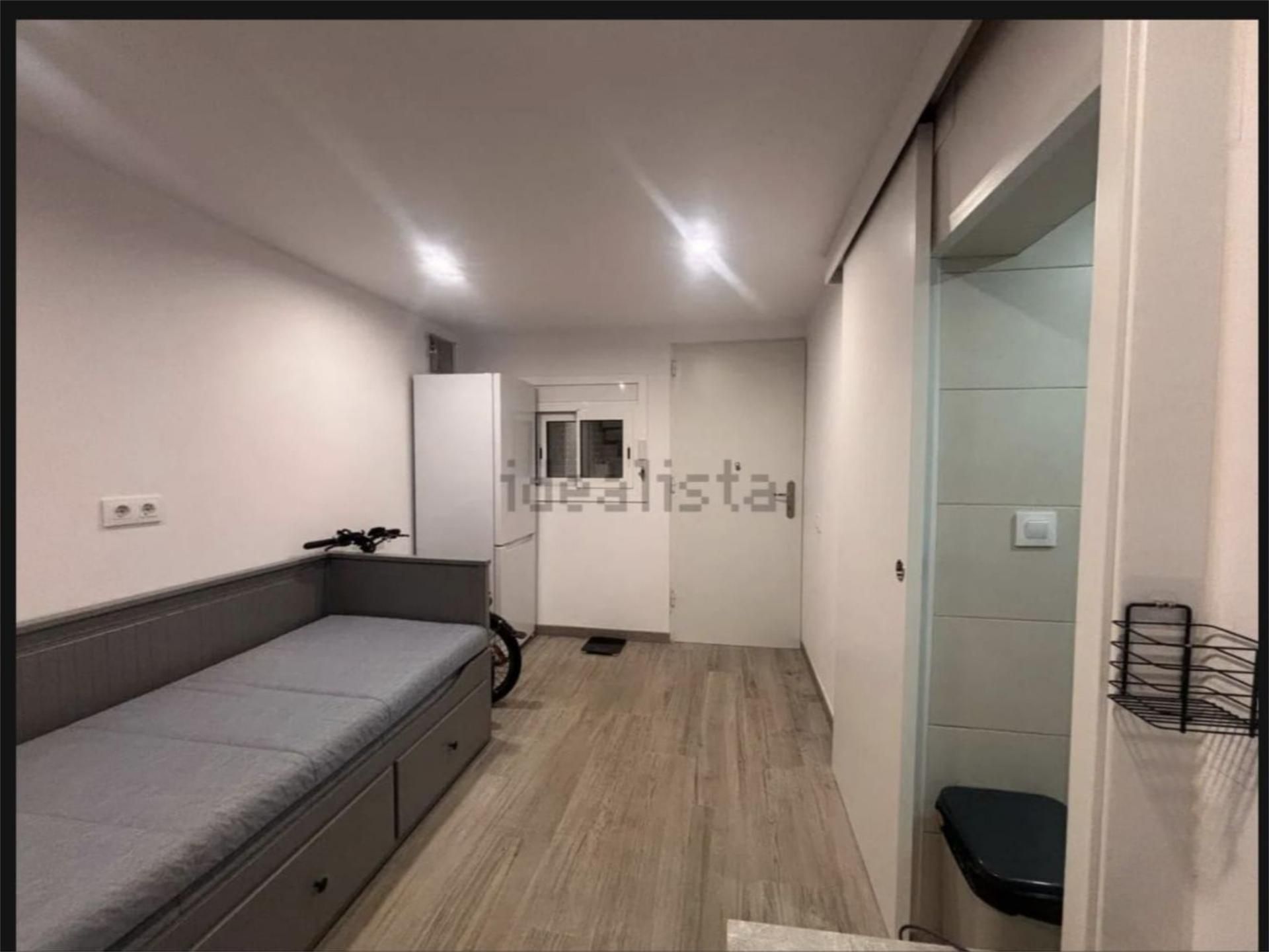 Piso de alquiler en Carrer Elcano, 7, Santa Coloma de Gramenet Habitación de Piso de alquiler en Santa Coloma de Gramenet