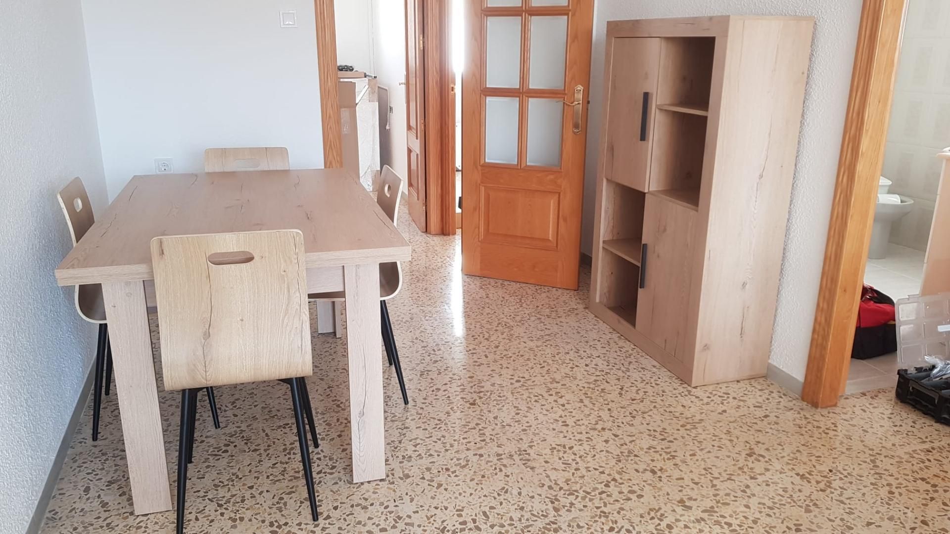 Flat to rent in Calle Santiago Vergara, 23, Plaza de Toros - Santa Rita Dining room of Flat to rent in Almería Capital with Air Conditioner, Furnished and Microwave