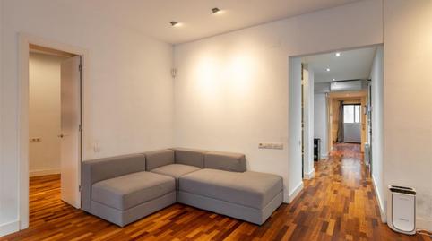 Flat for sale in Carrer de Nàpols, N°14, El Parc i la Llacuna del Poblenou, Barcelona - image 3 Photo 3 of Flat for sale in Carrer de Nàpols, N°14, El Parc i la Llacuna del Poblenou, Barcelona