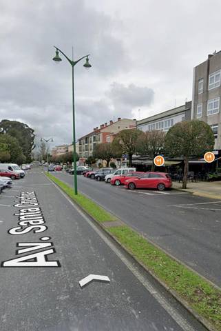 Garaje en Alquiler en Avenida Santa Cristina, 1 en Perillo