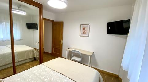 Photo 5 of Flat to share in Avenida de Berlin, 14, Ciudad 70, Madrid