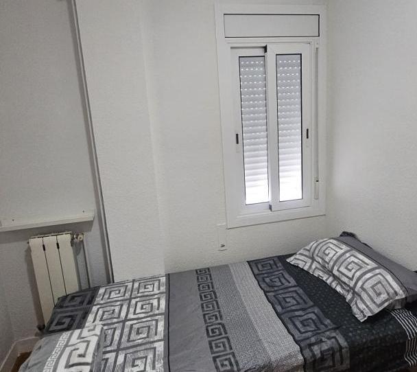 Attic to share in Avinguda de Jaume I, 98, Centre, Barcelona - image 1 Photo 1 of Attic to share in Avinguda de Jaume I, 98, Centre, Barcelona