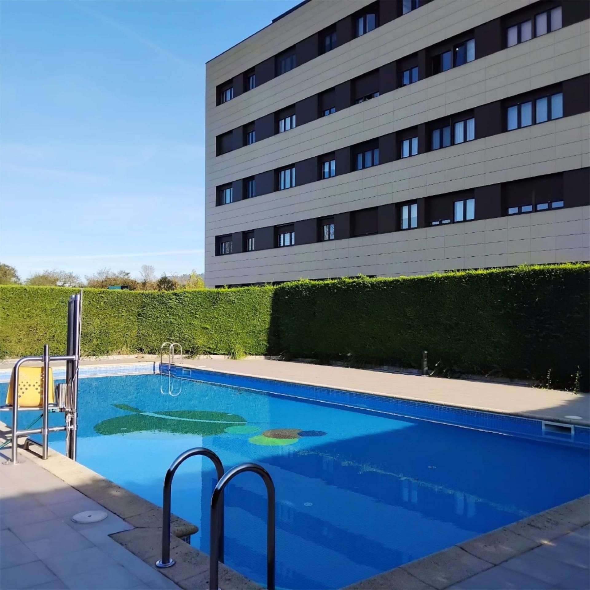 Pis en venda a Calle Prudencio Fernández Pello, 2, San Claudio - Trubia - Las Caldas Piscina de Pis en venda en Oviedo amb Calefacció, Jardí privat i Parquet