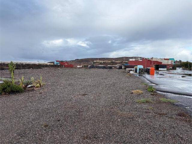 Nave industrial en Alquiler en Sardina