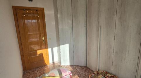 Foto 2 de Piso para compartir en Calle de Roquetas de Mar, 21, Apóstol Santiago, Madrid