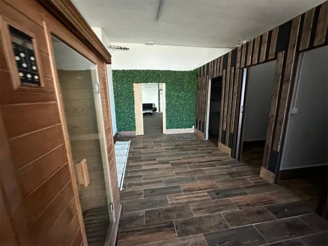 Local comercial en Alquiler en Calle Nazaries, 5 en Zeniamar - Horizonte - La Campana