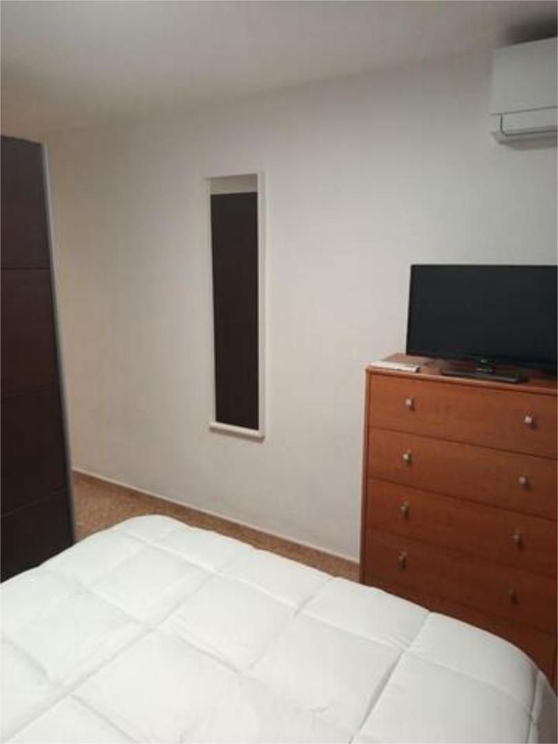 Bedroom of Study to rent in  Valencia Capital  with Heating, Terrace and Furnished
