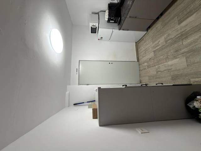 Local comercial en Venta en Calle del Monasterio de Rueda, 5 en Barrio de San José