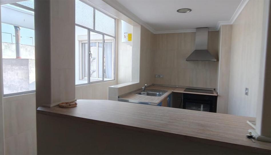 Flat to rent in Calle Pablo Picasso, 58, Plaza Castelar - Mercado Central, Alicante - image 1 Photo 1 of Flat to rent in Calle Pablo Picasso, 58, Plaza Castelar - Mercado Central, Alicante