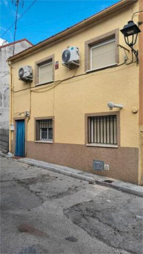 Casa o xalet en venda a Centro Vista exterior de Casa o xalet en venda en Arganda del Rey