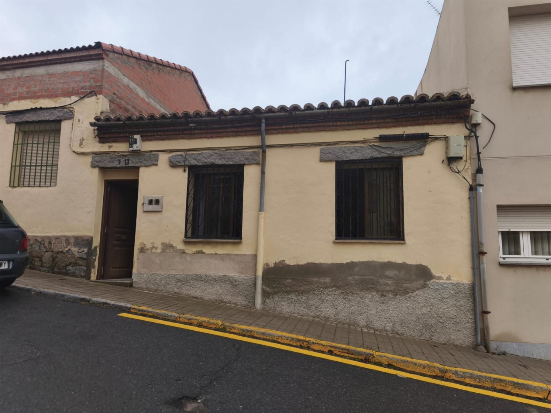 Exterior view of House or chalet for sale in Ávila Capital  with Heating, Private garden and Furnished