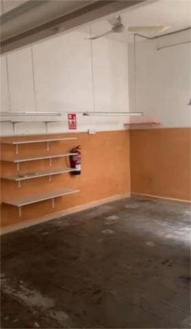 Local comercial en Alquiler en Plaza de Toros - Avenida Chapí - Trinquete