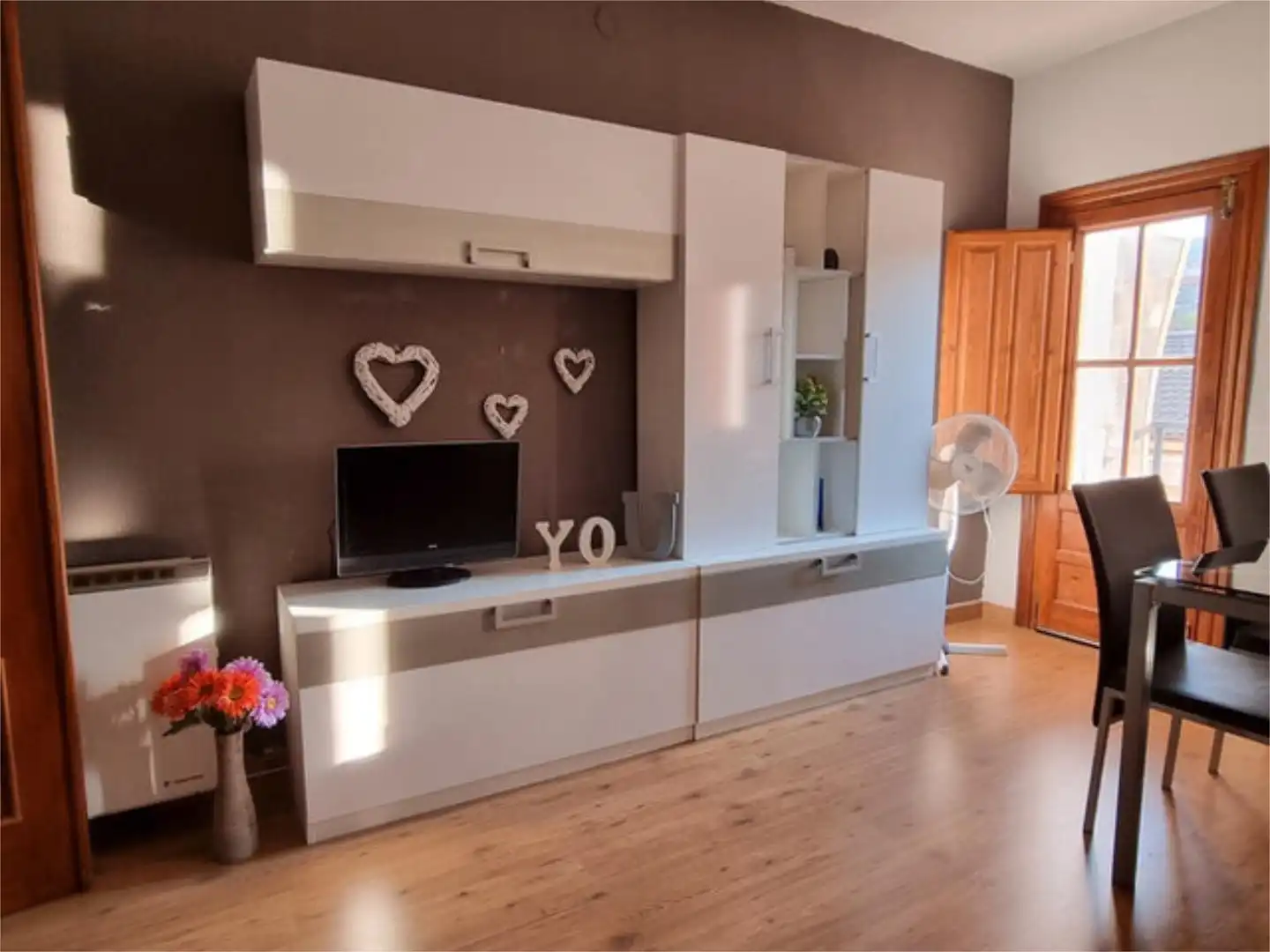 Living room of Flat for sale in Siles  with Heating, Terrace and Storage room