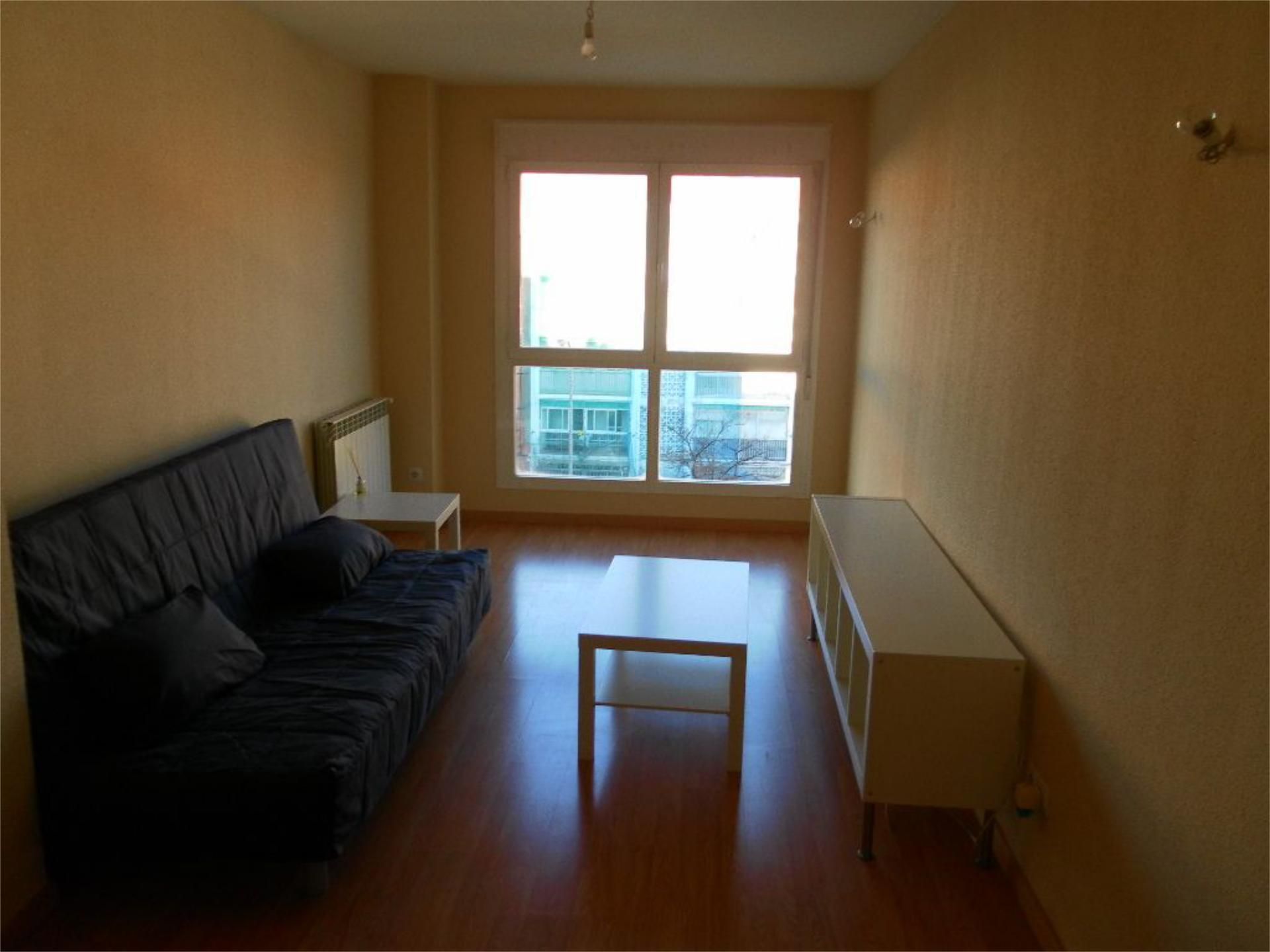 Flat to rent in Calle del Rio, 45, Fresnos I y II