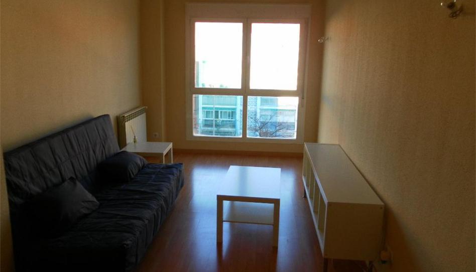 Flat to rent in Calle del Rio, 45, Fresnos I y II, Madrid - image 1 Photo 1 of Flat to rent in Calle del Rio, 45, Fresnos I y II, Madrid