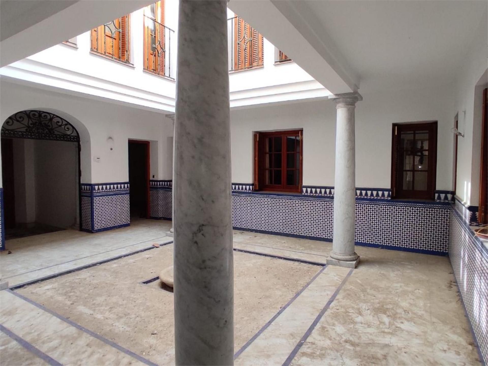 Casa adosada en venda en  Córdoba Capital amb Terrassa, Piscina i Balcó
