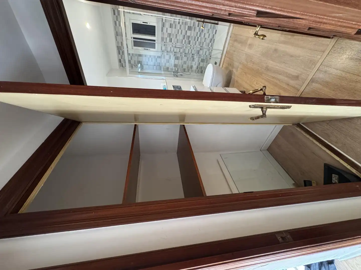 Bathroom of Flat for rent in Barcelona  with Parquet flooring, Terrace and Furnished