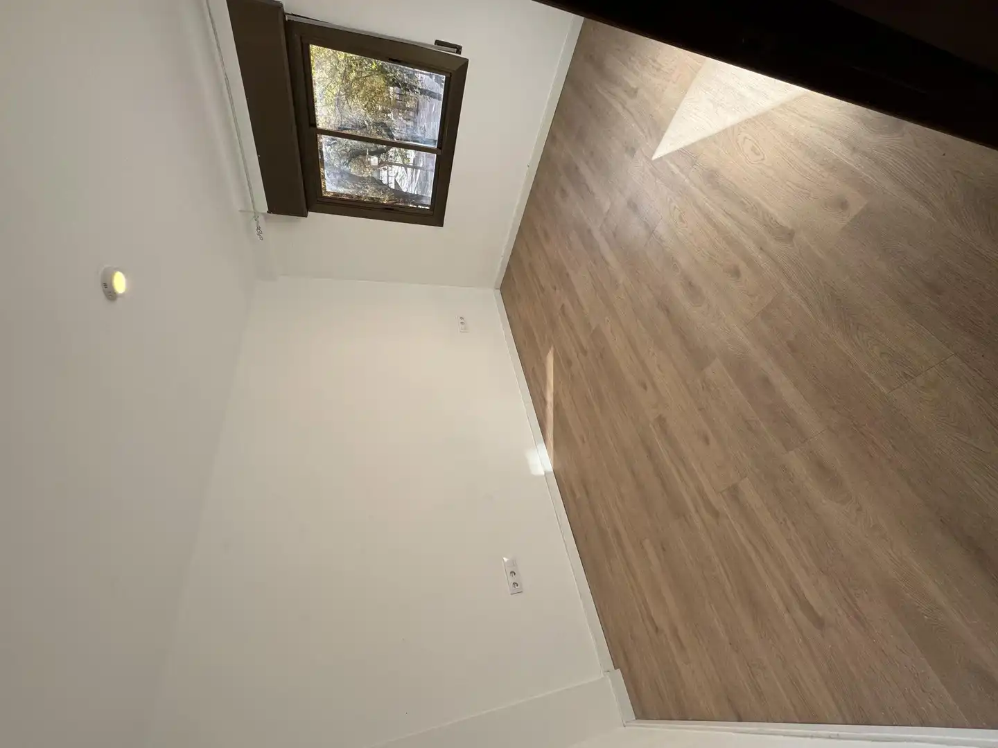 Flat for rent in Barcelona  with Parquet flooring, Terrace and Furnished