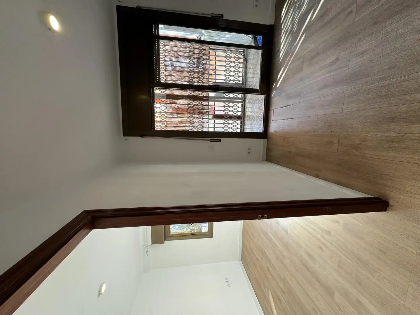 Flat for rent in Barcelona  with Parquet flooring, Terrace and Furnished