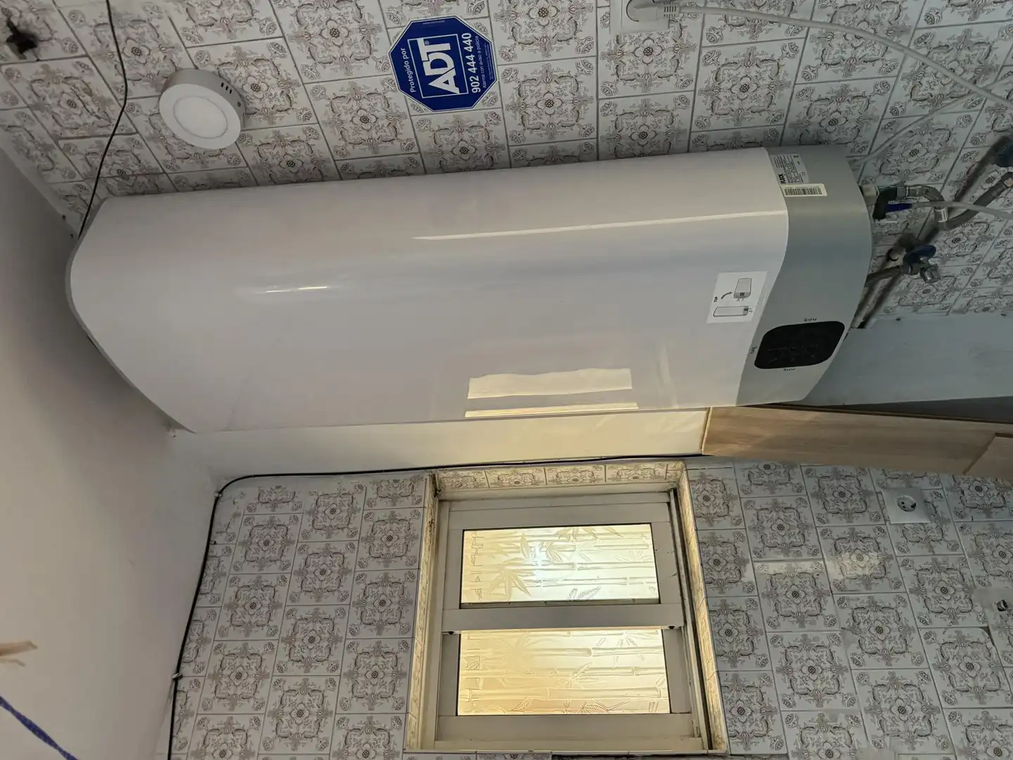 Bathroom of Flat for rent in Barcelona  with Parquet flooring, Terrace and Furnished