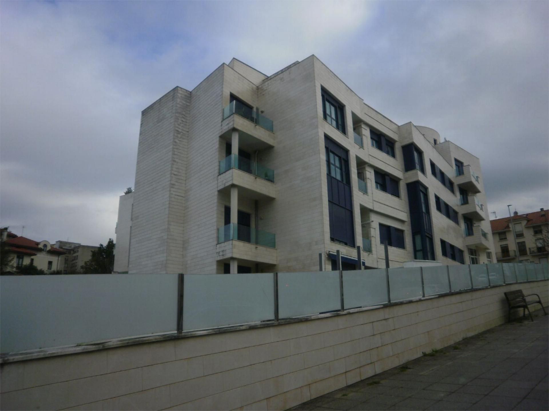 Exterior view of Attic for sale in El Astillero    with Parquet flooring, Terrace and Storage room