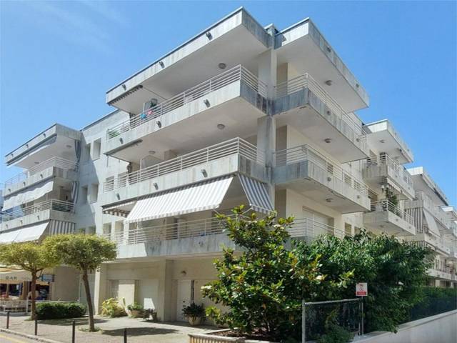 Piso en Venta en Carrer Barcelona, 11 en Tossa de Mar pueblo