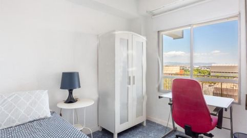 Foto 3 de Habitació a Plaça D'hondures, 7, Ciutat Jardí, Valencia Capital