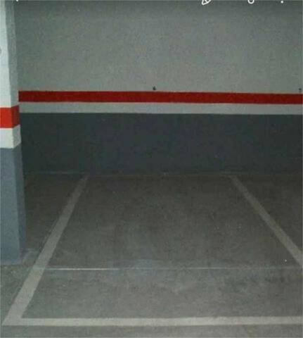 Garaje en Alquiler en Alcaravaneras