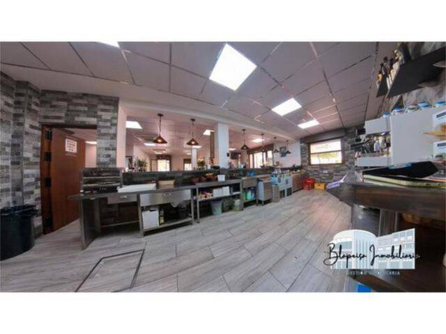 Local comercial en Alquiler en Rinconada