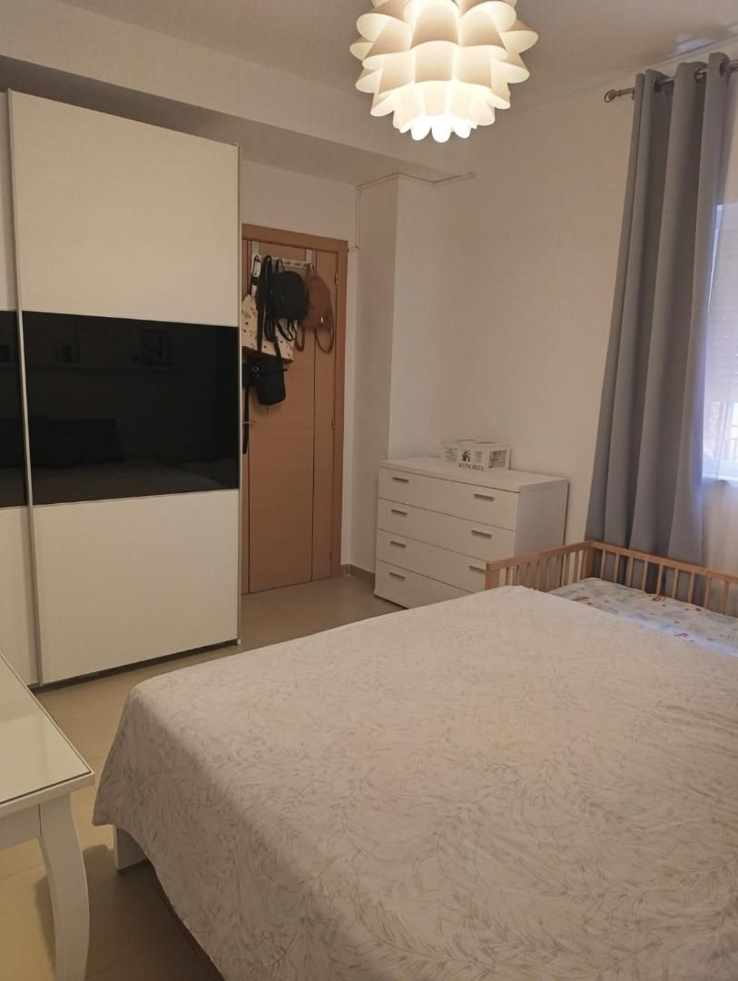 Pis per a compartir a Calle Valladolid, 66, Bajadilla - Fuente Nueva Dormitori de Pis per a compartir en Algeciras amb Aire condicionat, Calefacció i Terrassa